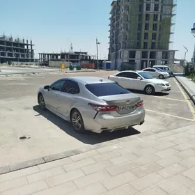 Toyota Camry 2023