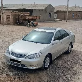 Toyota Camry 2003