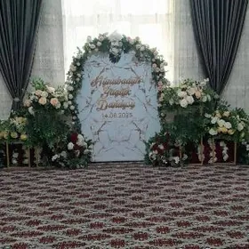 satlyk toý bezeg gülleri