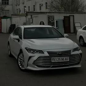 Toyota Avalon 2019