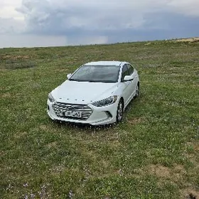 Hyundai Elantra 2018