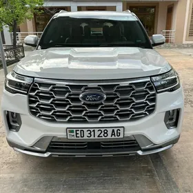 Ford Explorer 2025