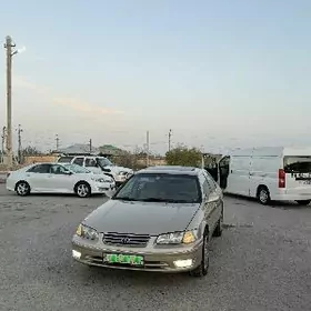 Toyota Camry 2000