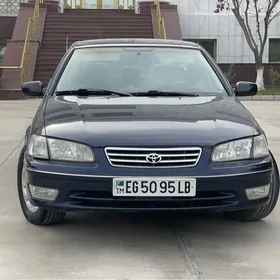 Toyota Camry 2000