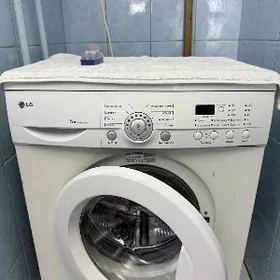 Kir maşyn LG