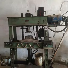 пресс гидравлический 90 тонн