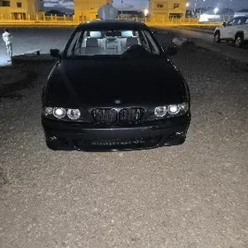 BMW E39 2002