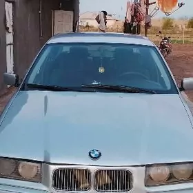 BMW 320 1994