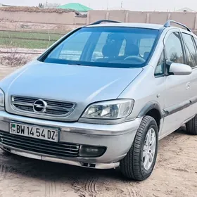 Opel Zafira 2004