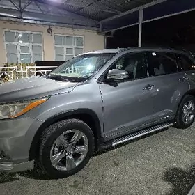 Toyota Highlander 2014