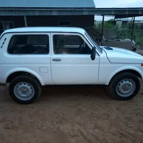 Lada Niva 1999