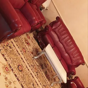 мягкая коженная мебель