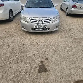 Toyota Camry 2010