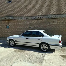 BMW 525 1990