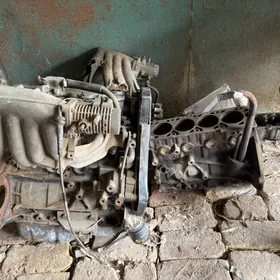 Продаётся двигатель