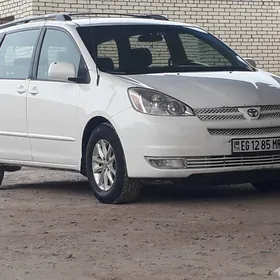 Toyota Sienna 2005