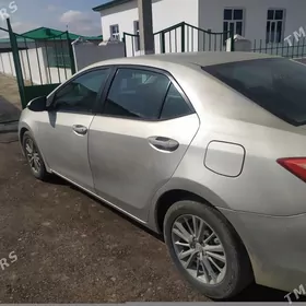 Toyota Corolla 2015