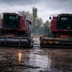 Case STX325 Accusteer 2004