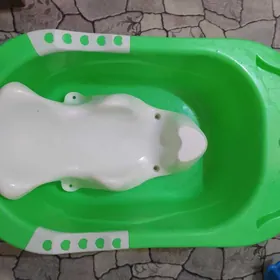 детская  новая  ванночка