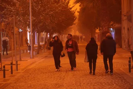 Krit adasynda güýçli ýel turdy: çägeli tupan adany Marsa öwürdi
