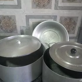 алюминиевая кастрюля