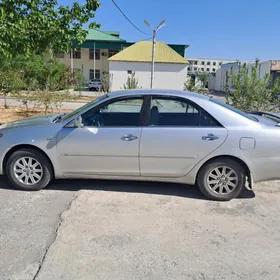 Toyota Camry 2005