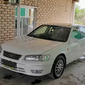 Toyota Camry 1997