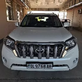 Toyota Land Cruiser Prado 2015