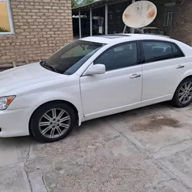 Toyota Avalon 2005