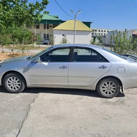 Toyota Camry 2005
