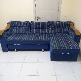 Продаю диван