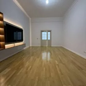  ÇEHOW ELITKA 3 KOM 190 M²