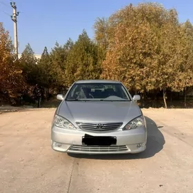 Toyota Camry 2005