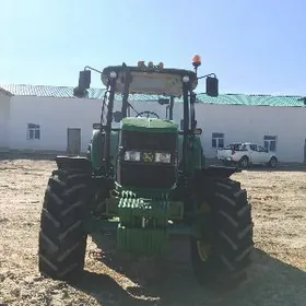 John Deere 2021