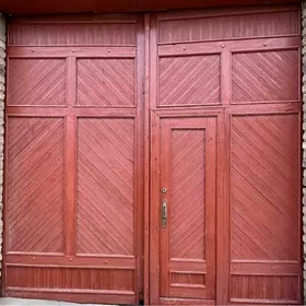 Деревянная ворота