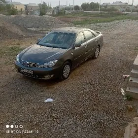 Toyota Camry 2004