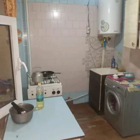 1-й микрорайон 3-х комнатная