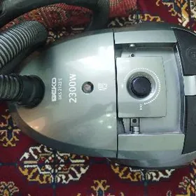 Пылесос BEKO. 2300 W