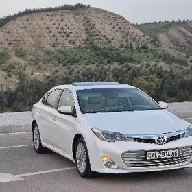 Toyota Avalon 2013