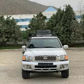 Nissan Pathfinder 2001