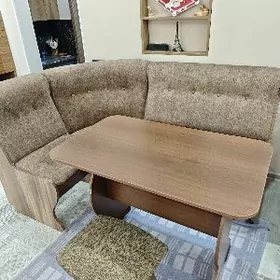 Кухонный уголок+стол