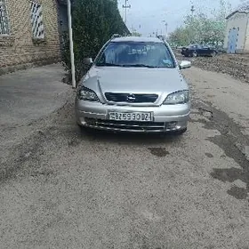 Opel Astra 2000