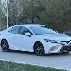 Toyota Camry 2023