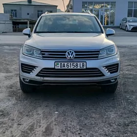 Volkswagen Touareg 2015