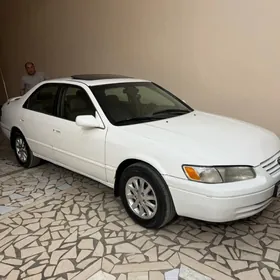 Toyota Camry 1999