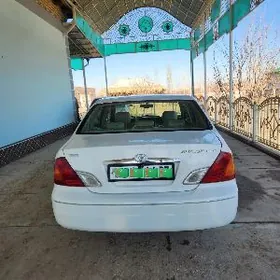 Toyota Avalon 2000