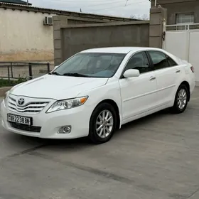 Toyota Camry 2010