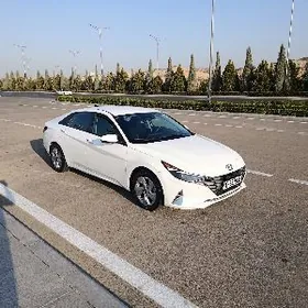 Hyundai Elantra 2021