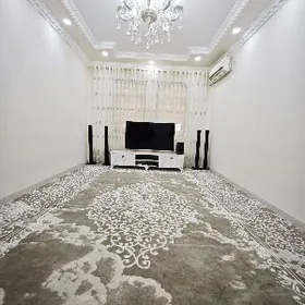 4 KOMNAT MIR 4 MOSKOWSKIÝ