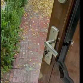 Свабода 1 этаж 2 ком Высокпото